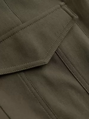 Pánské kalhoty OMBRE P1515 DARK OLIVE GREEN