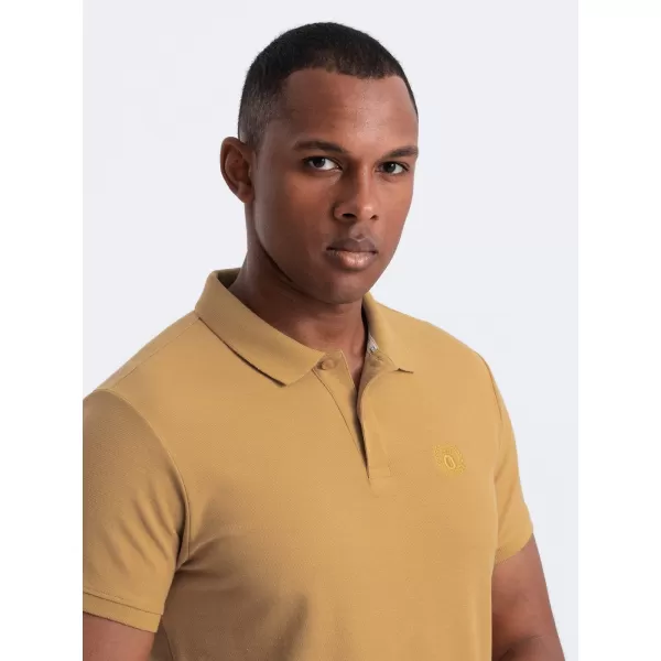  Pánské triko s límečkem OMBRE OM-POBS-0100 MUSTARD 